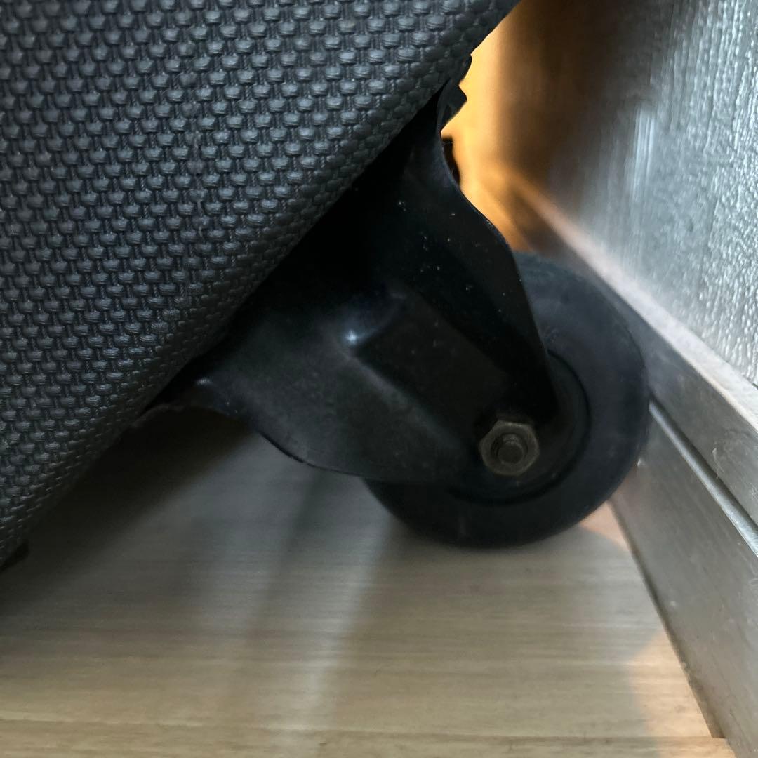 ベース Hughes&Kettner QS810PRO