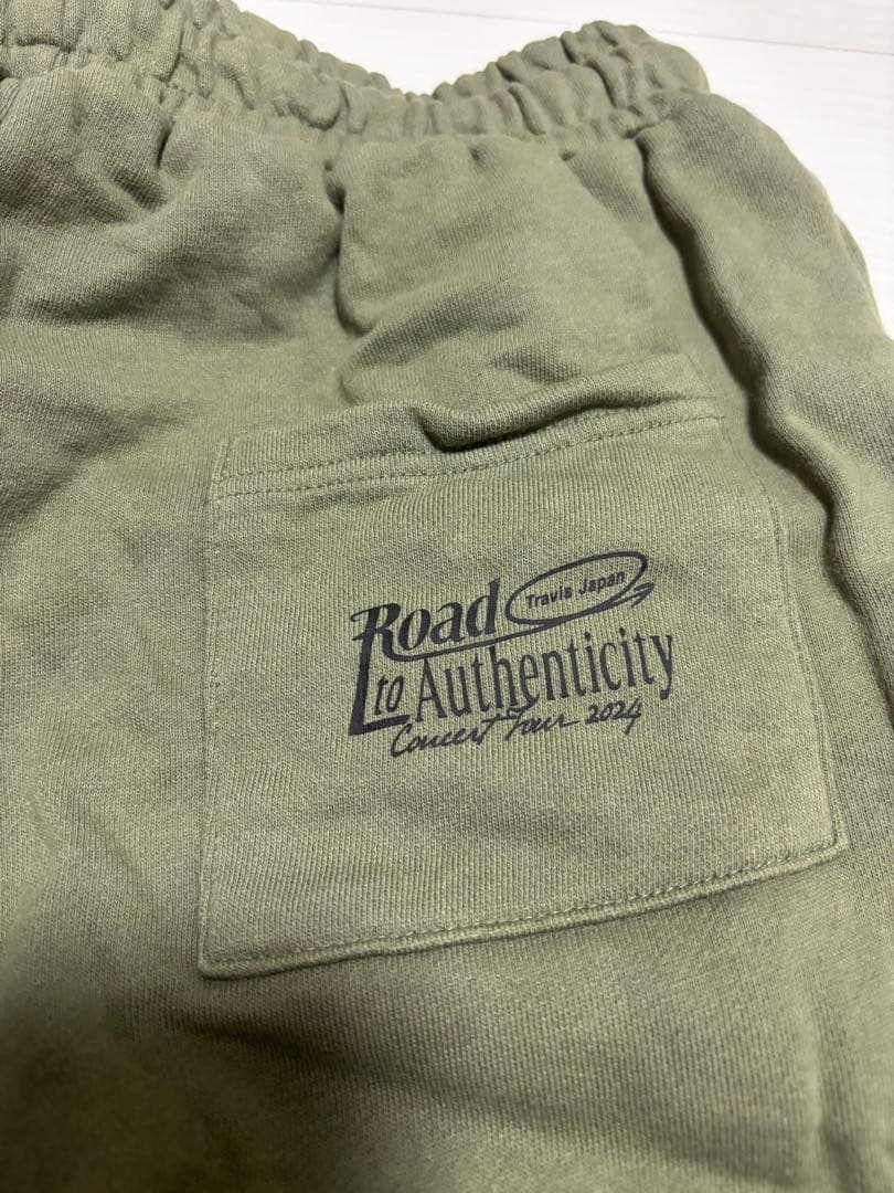 Road to Authenticity スウェット　TravisJapan