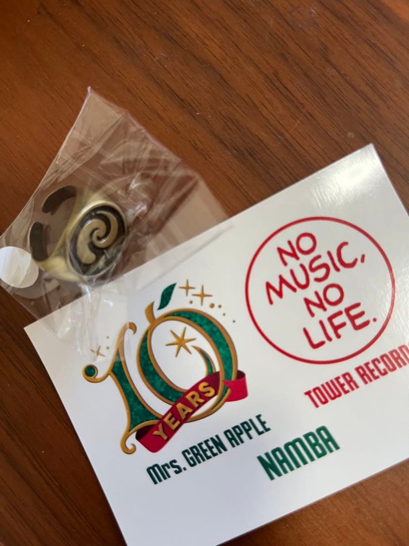 銀テ付き//指輪にも◎バベルの塔スカーフリング&おまけステッカー