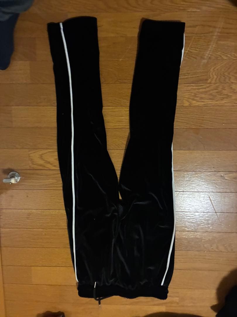 Mサイズ　pxrgetrxxper着用 ベロアパンツyxngbratz下のみ