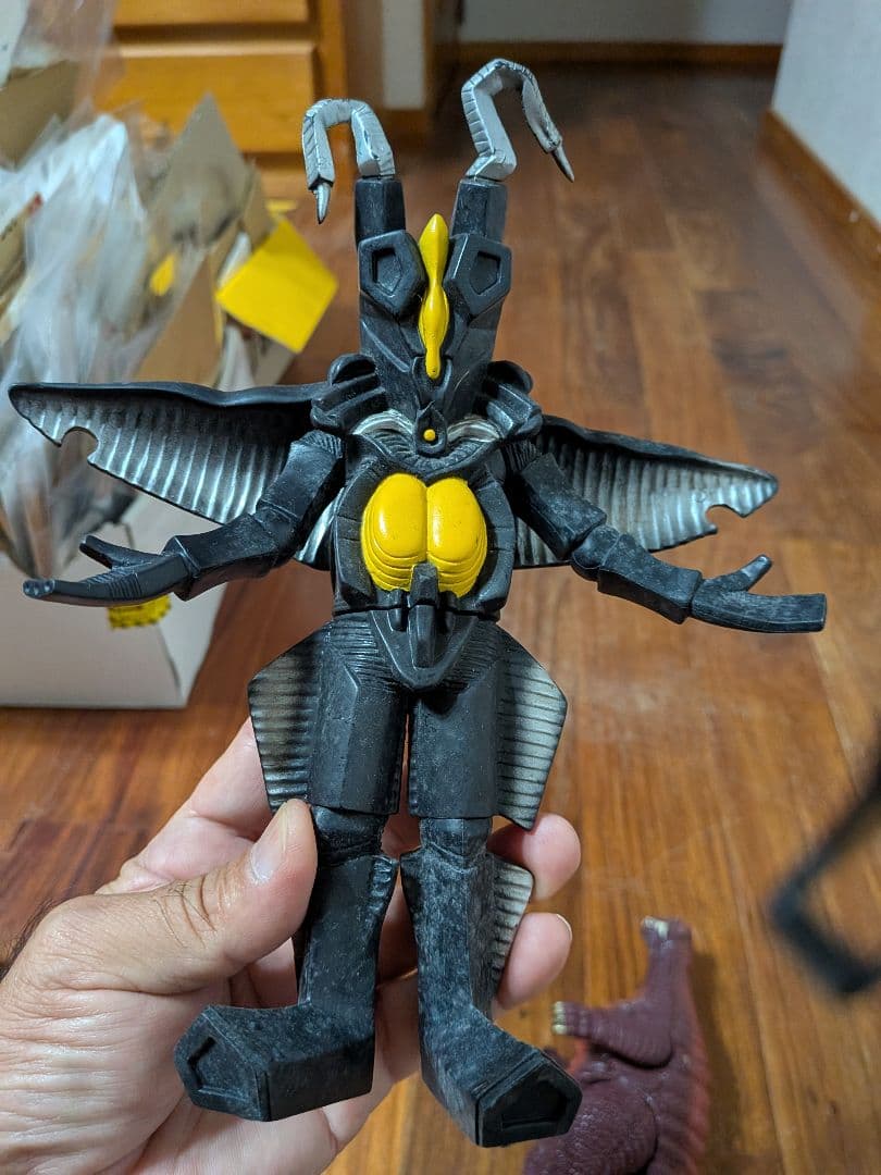 サイコバルタン、パワード怪獣フィギュア 4体セット オマケケムラー付き