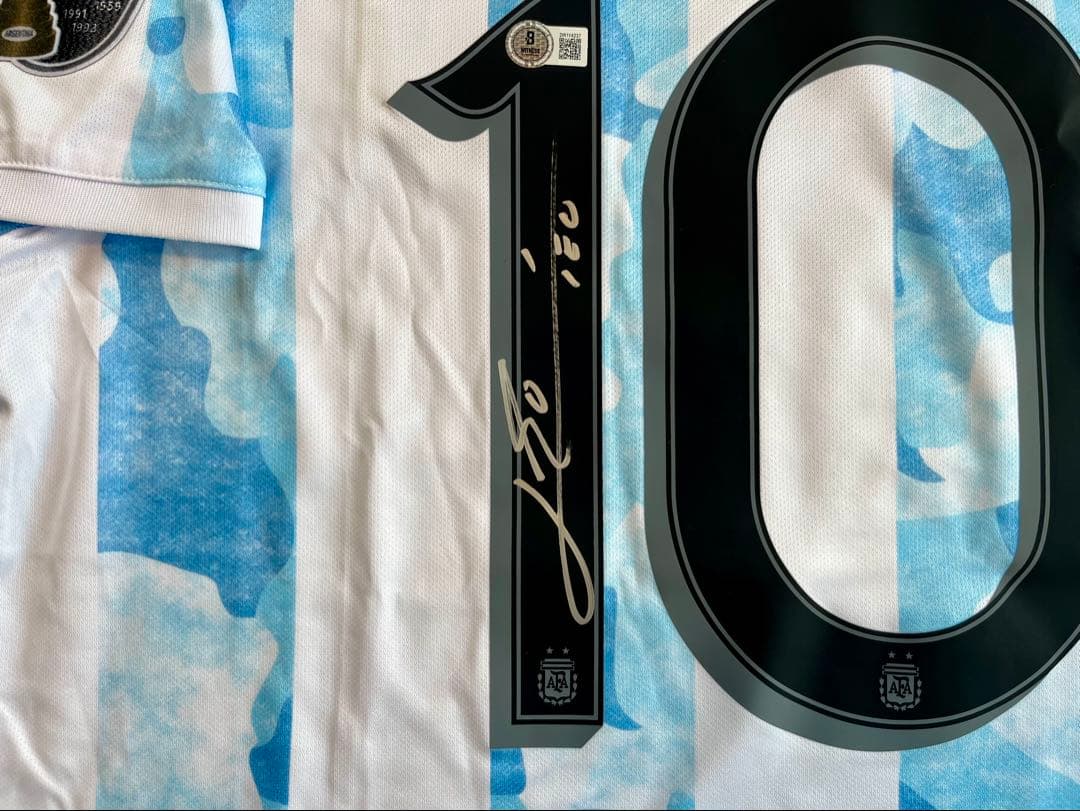 リオネル・メッシ 直筆サイン入り アルゼンチン代表 ユニフォーム