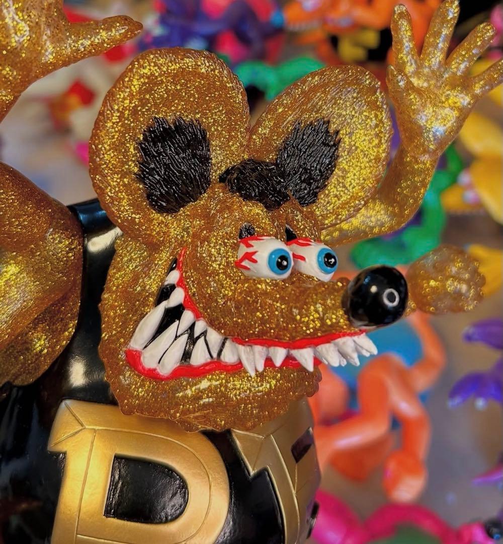 On_ink 15  MxMxM × BlackBooktoy