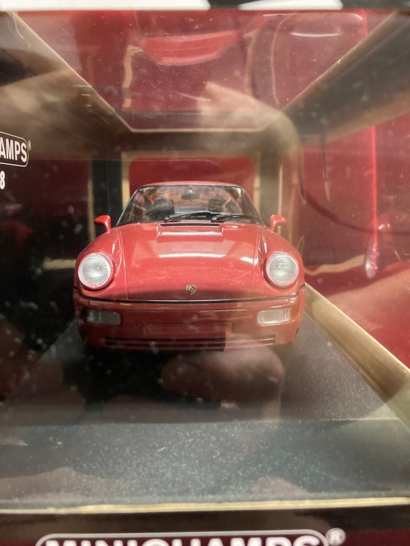 ミニチャンプス　ポルシェ911ターボ　1/18