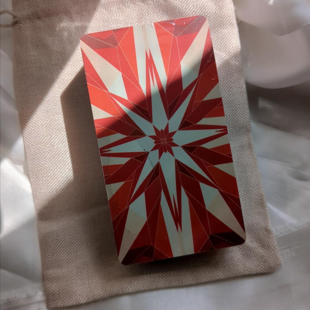 【正規品タロットカード】PVC製✨鮮やかなビビットカラーのサーカスタロット