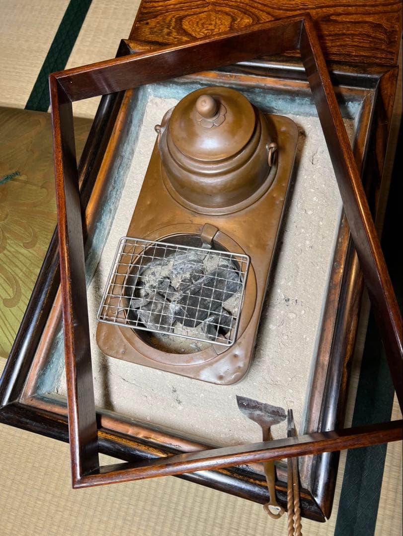 江戸後期　欅黒柿縁長火鉢 骨董状態良、灰五徳付