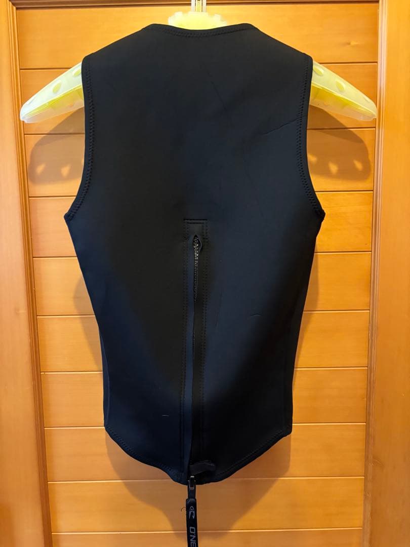 程度良好　オニール　サーフィン　タッパ　Lサイズ