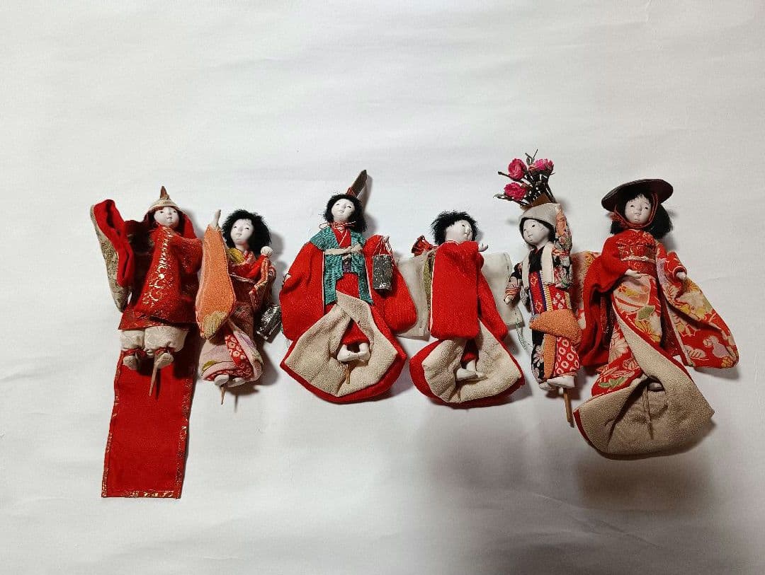 小さな市松人形達