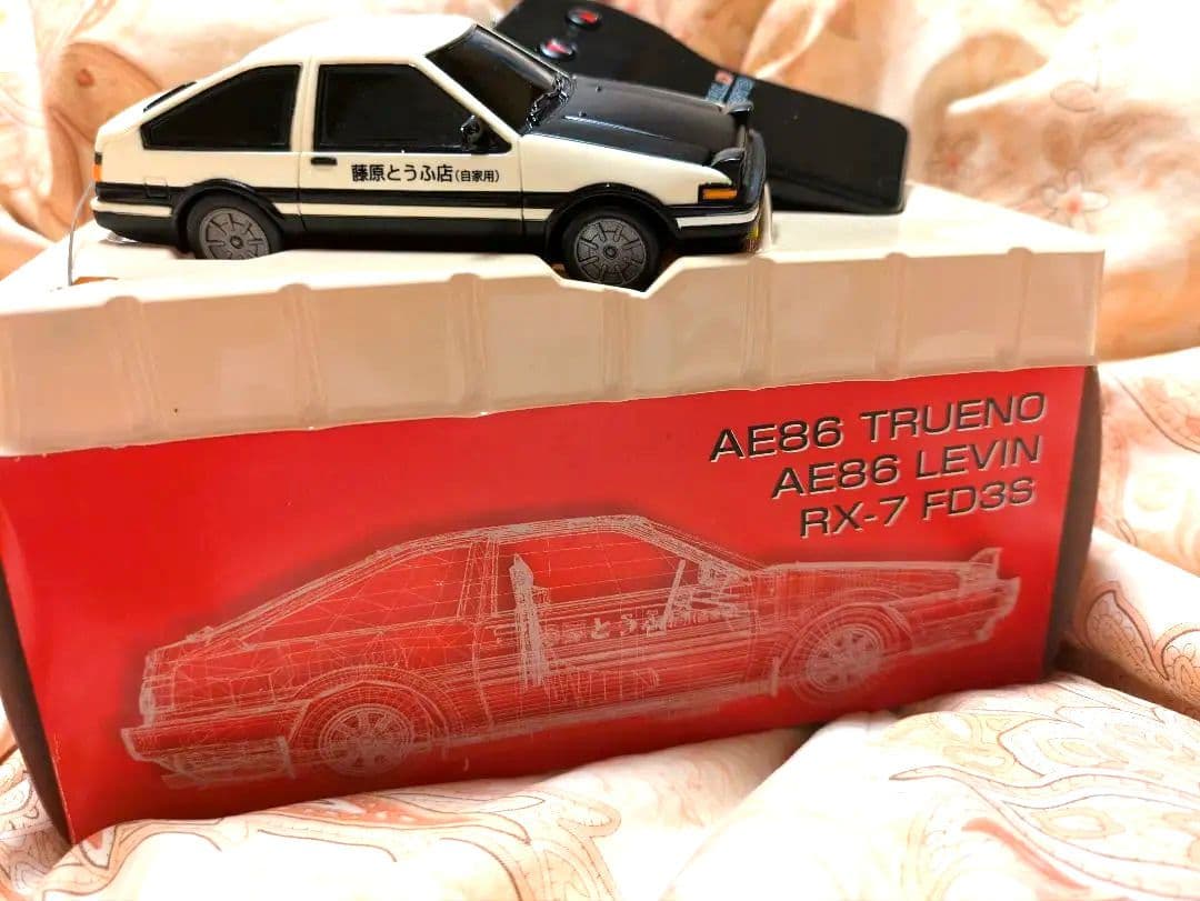 頭文字Dラジコン　本体12cm 赤箱一般市販なし限定品AE86 TRUENO