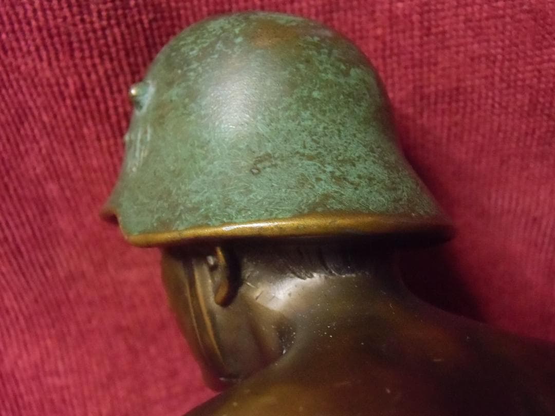 ドイツ軍＊若き兵士胸像（実物）