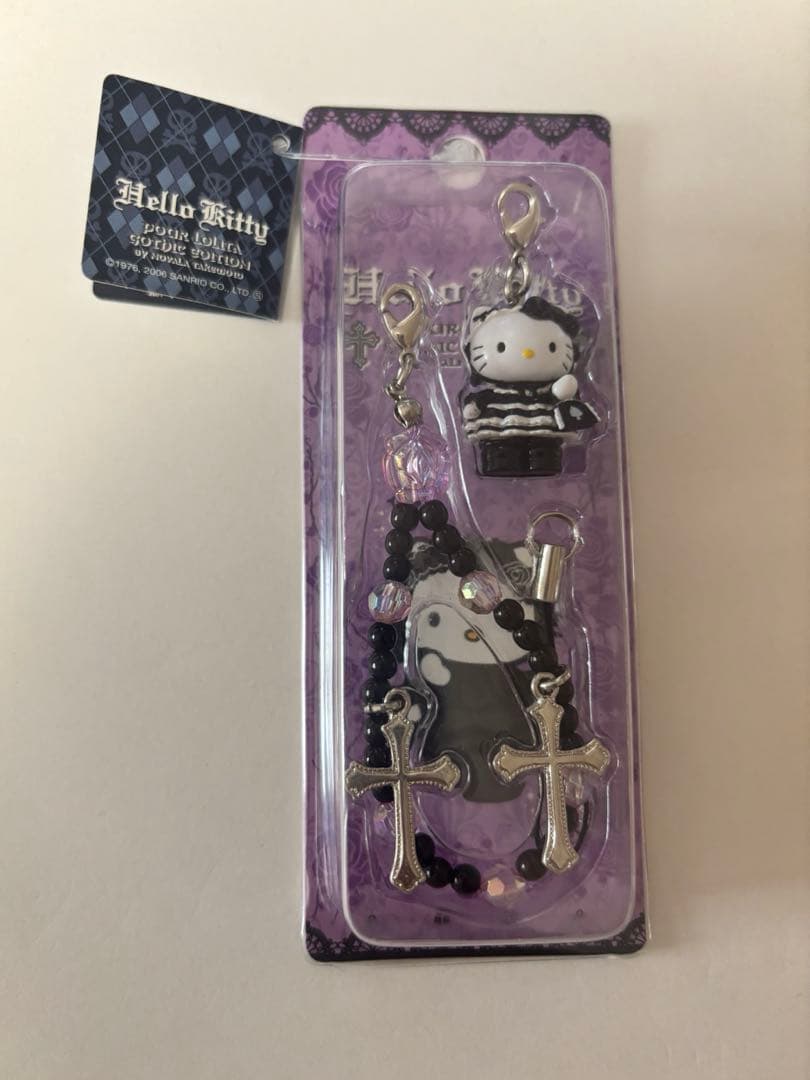 ハローキティ⭐︎ゴシックロリータファッション⭐︎嶽本野ばらさんデザイン