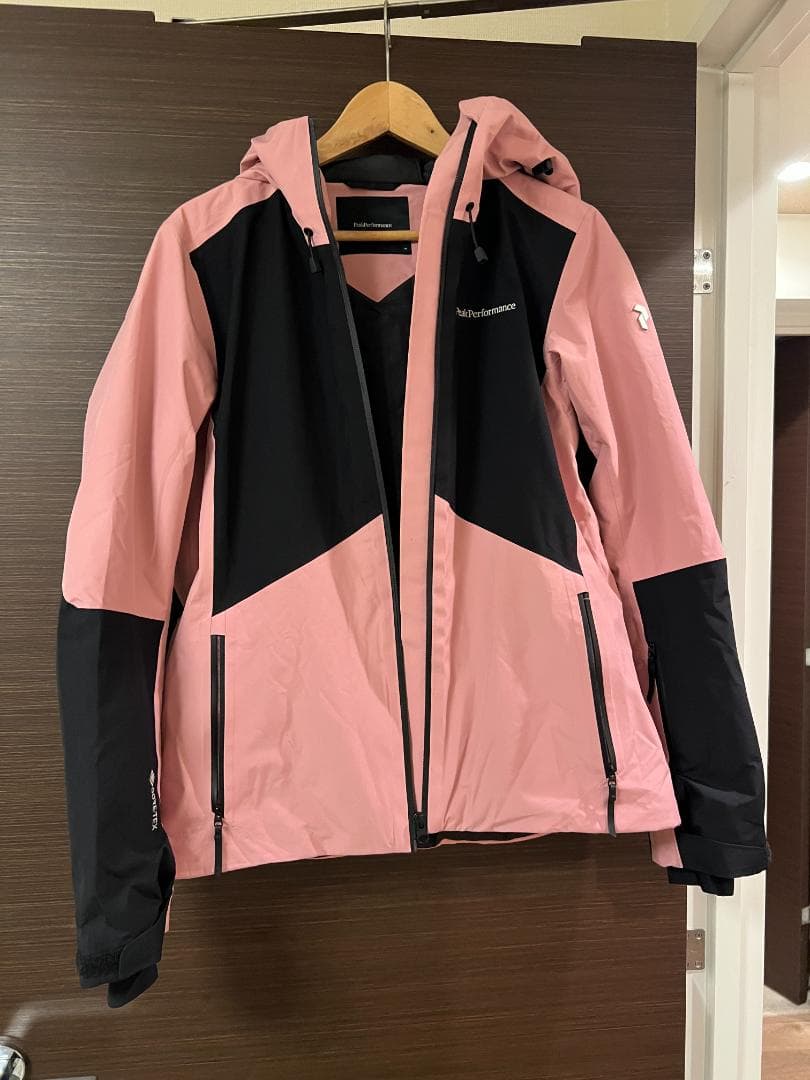 ピークパフォーマンス 女性用スキージャケットサイズM