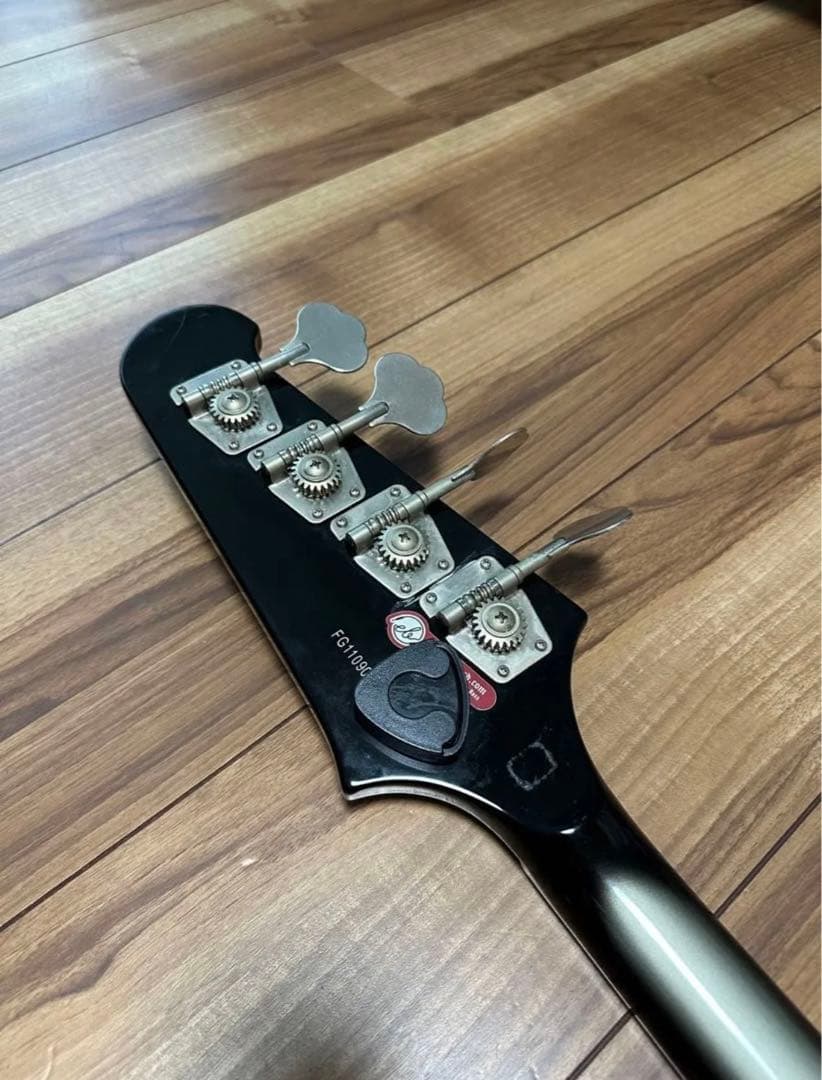 サンダーバード　ベース　ハードケース付き