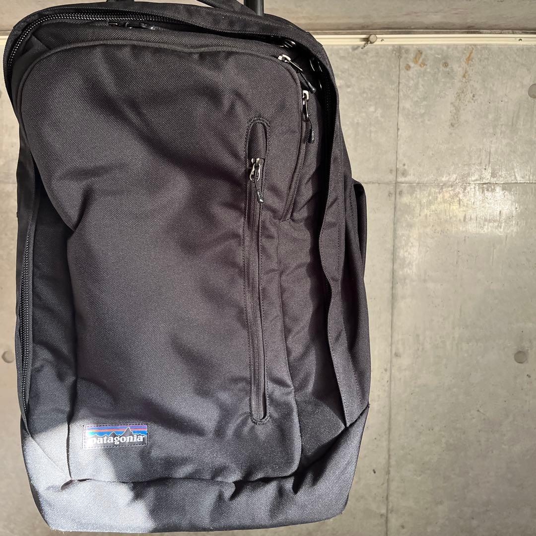 旅行かばん・小分けバッグ patagonia MLC wheelie 3way carry