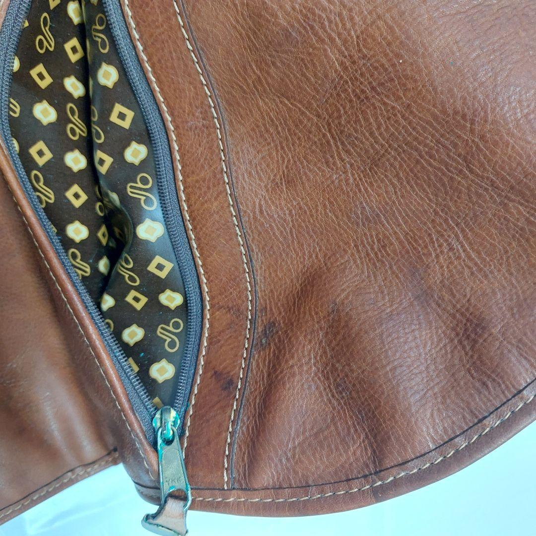 最高級バケッタレザー本革ガーメントバック　衣装ケース茶色ゴールドカラーのハンガー