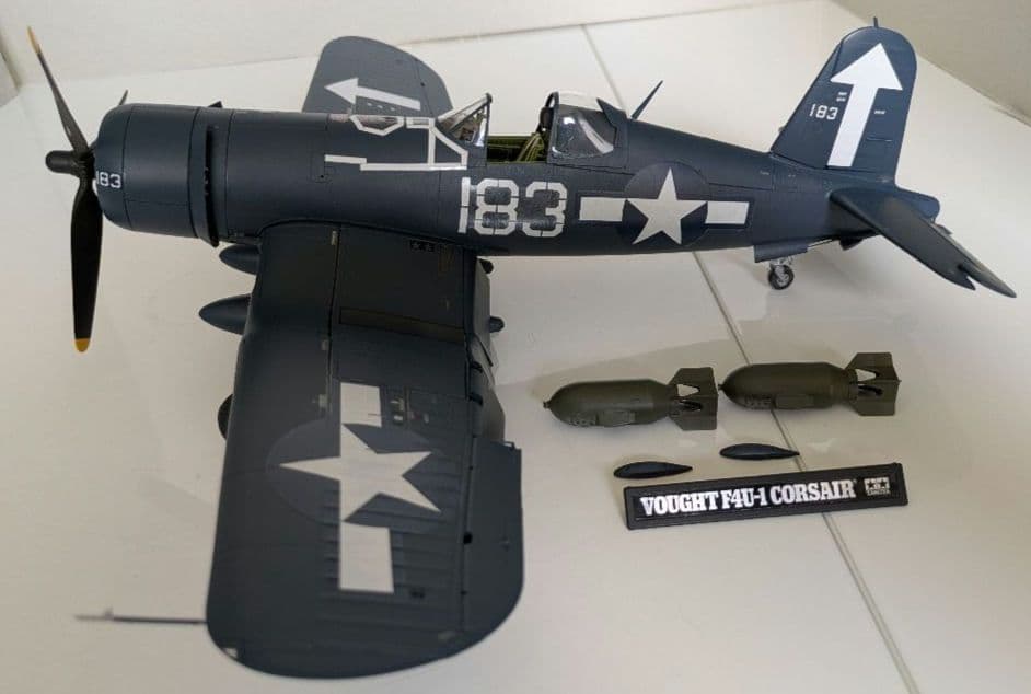 コルセアF4U-1D(プラモデル完成品1/32)