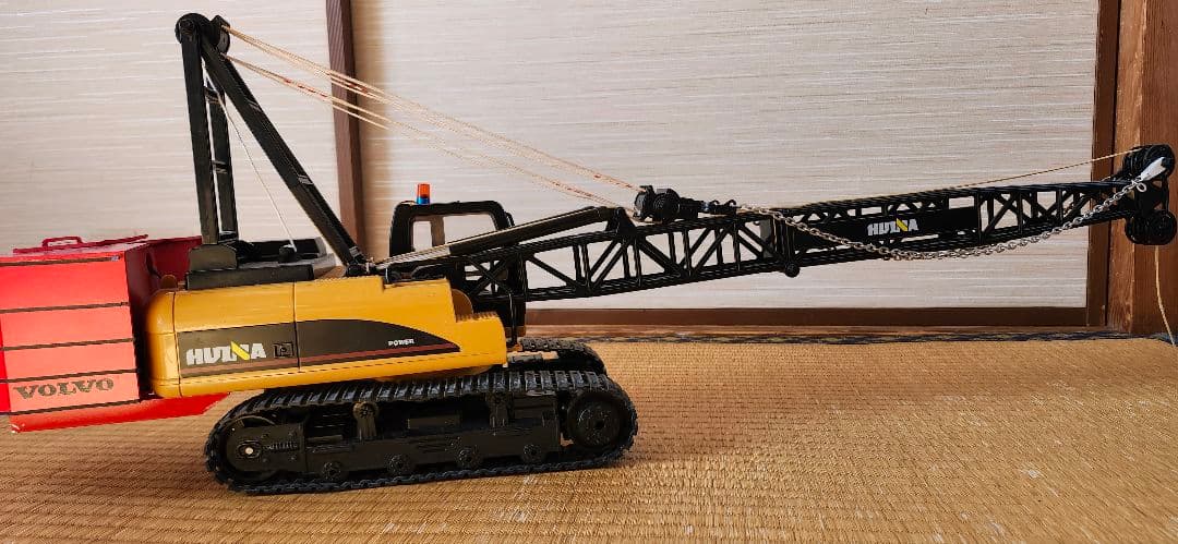 ラジコン　HUINAクレーン