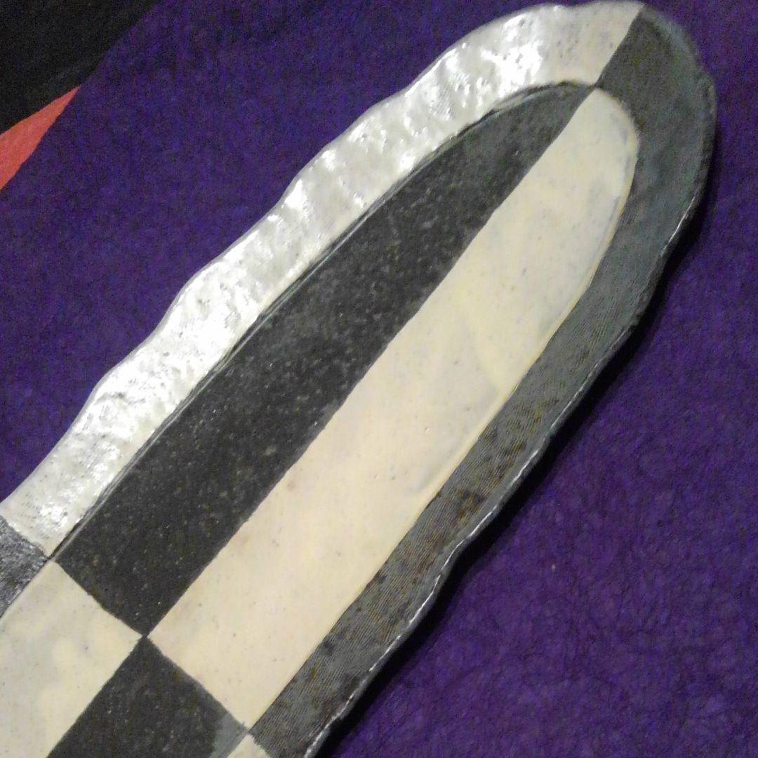 信楽焼　粉引市松長々皿