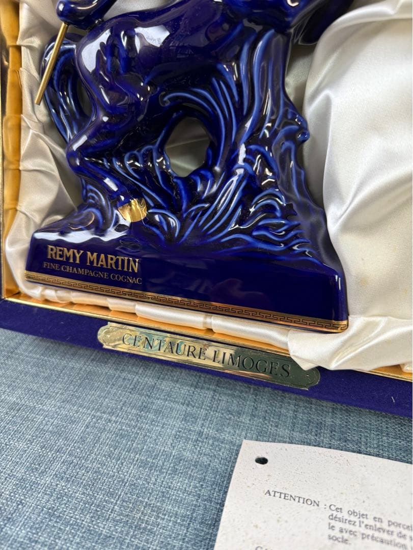 Q3008 未開栓! レミーマルタン セントーリモージュケンタウロス 青陶器