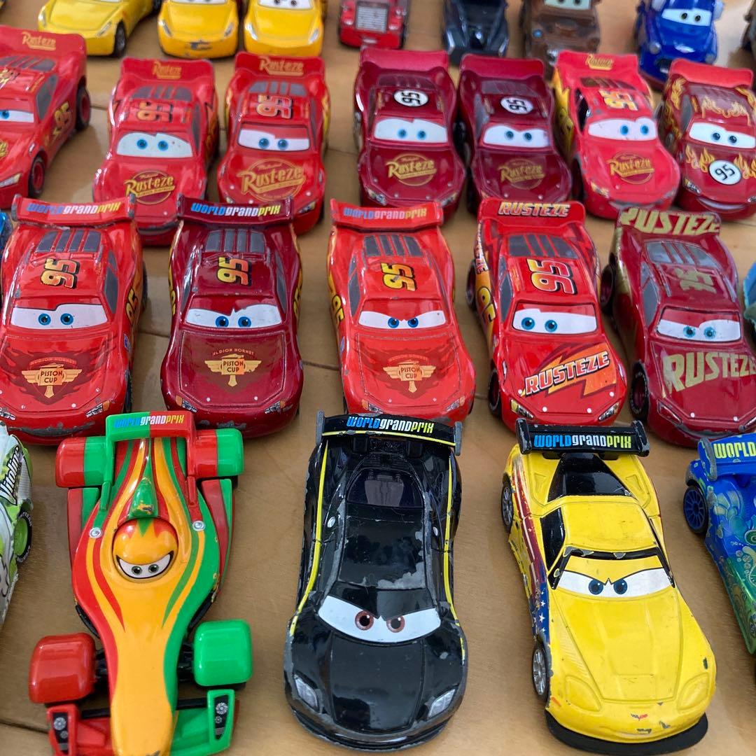 カーズ トミカ　セット　おまけ付き