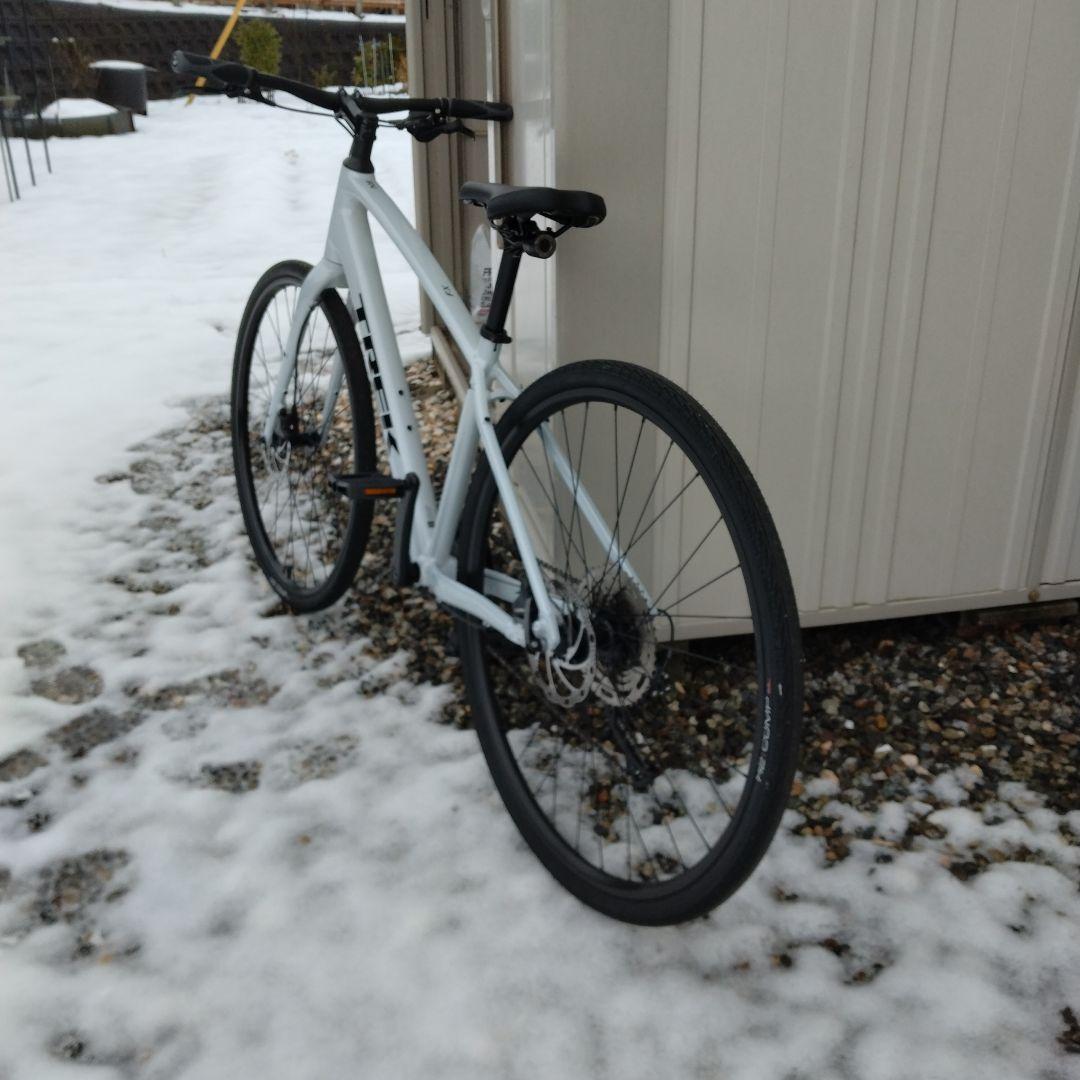 Trek fx2 2025年モデル クロスバイク グレー ホワイト 700C