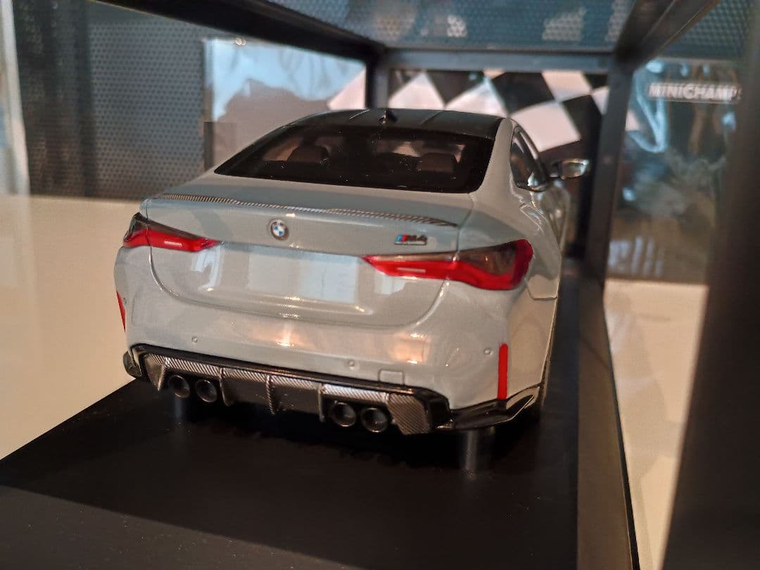 ミニチャンプス MINICHAMPS  M4 2020 1/18