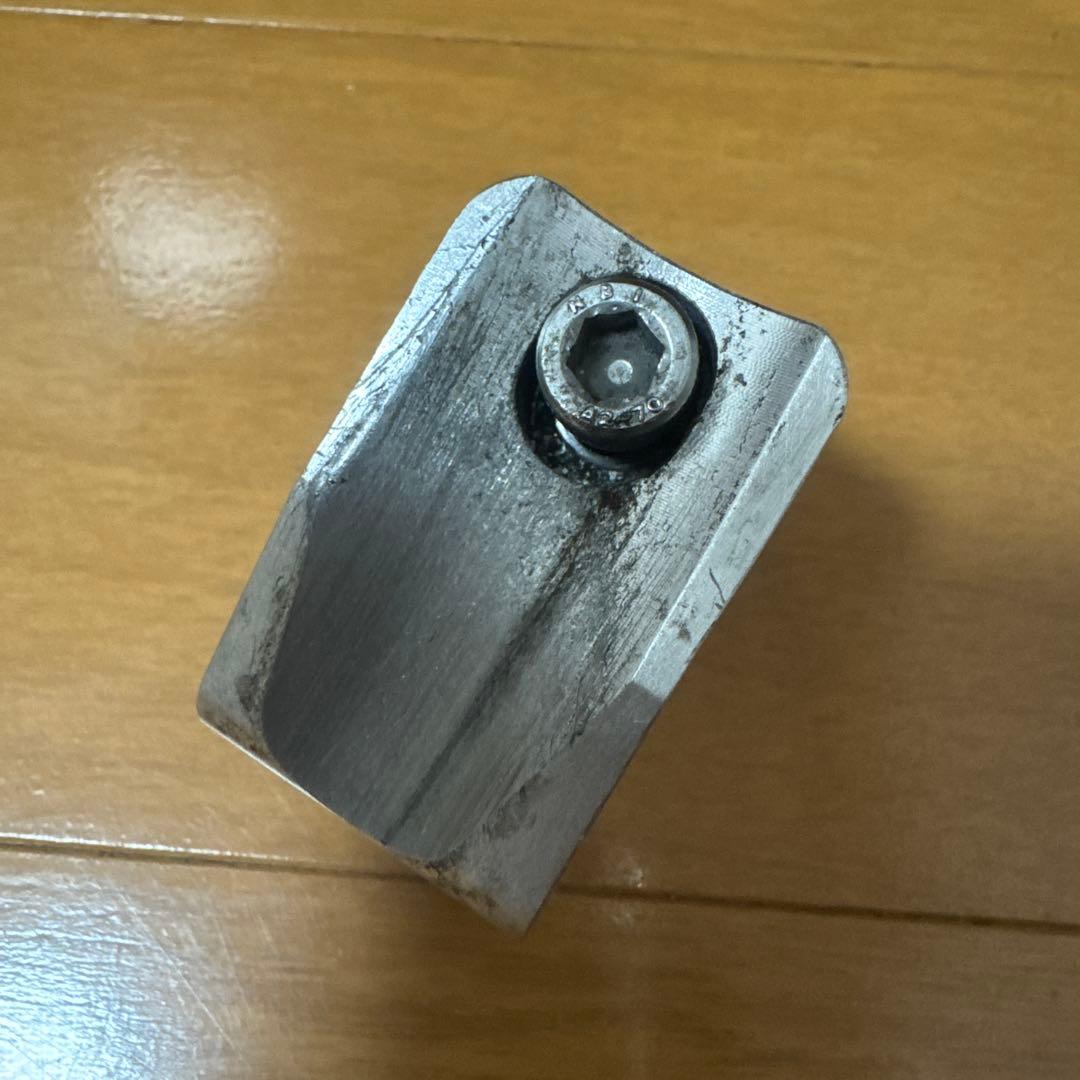 801製作所　ブレーキ台座　700C用