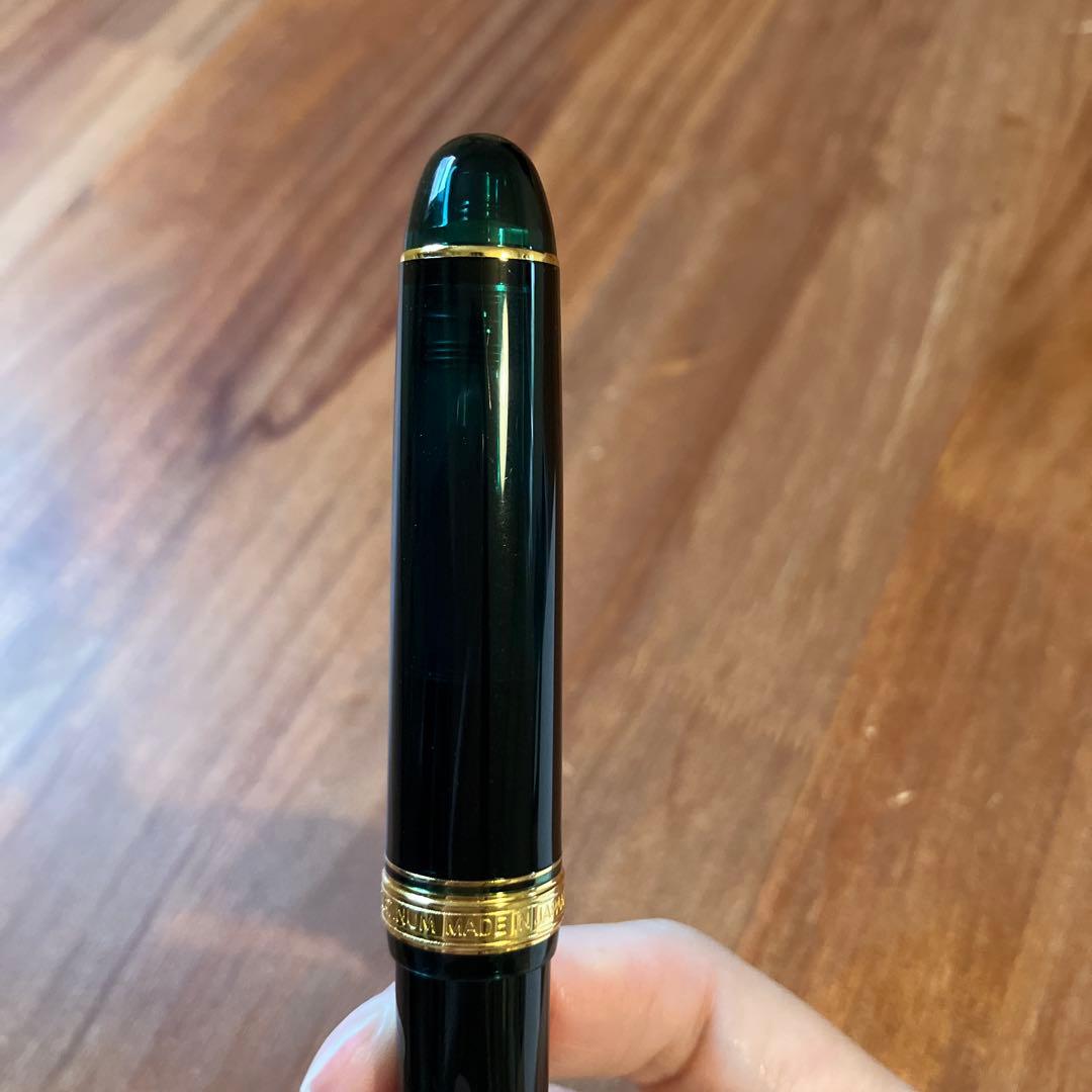 プラチナ　#3776センチュリー　ローレルグリーンSFニブ　箱・保証書付き