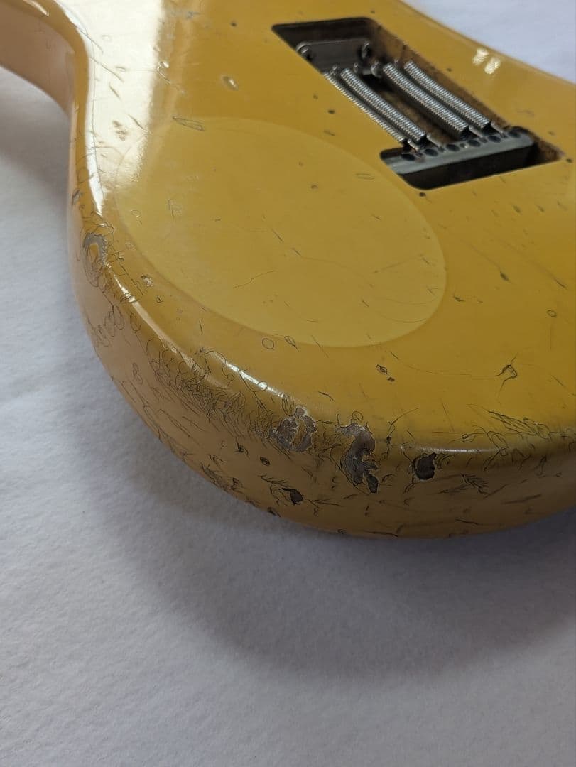 Fender Japan ST57 フジゲン製　軽量3.2kg　送料無料