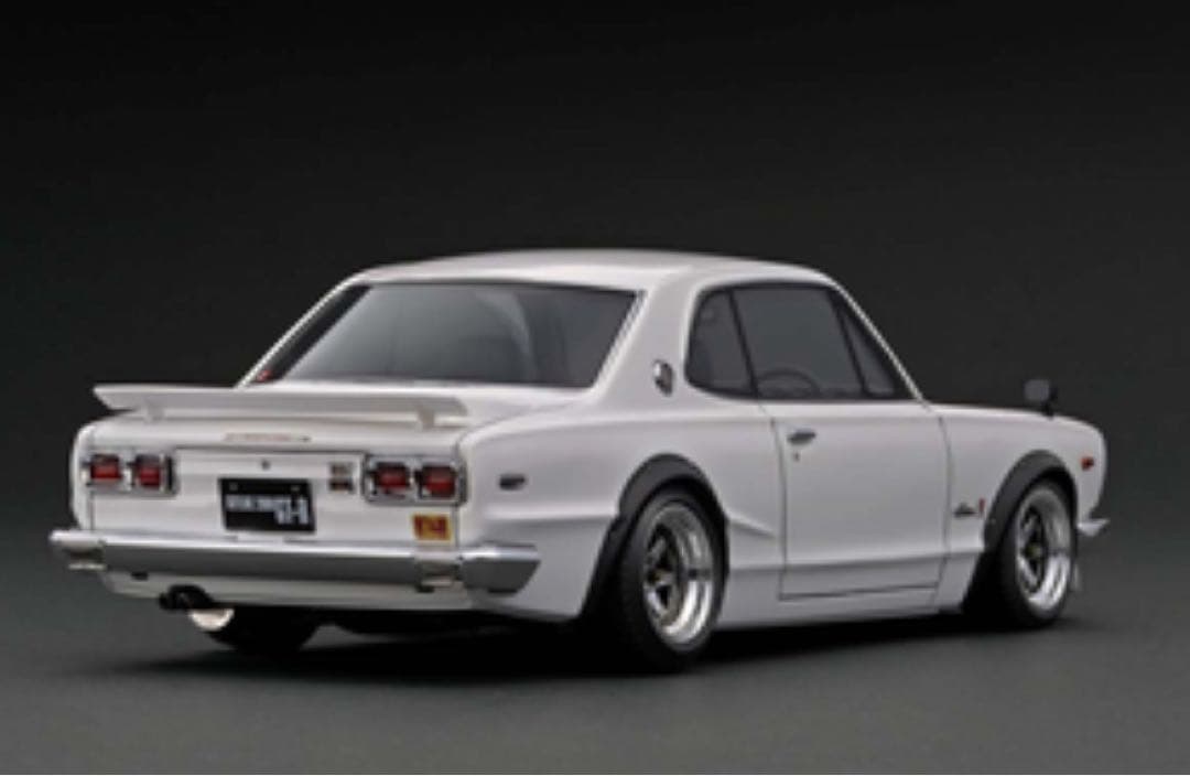 ミニカー IG3235 1/18 Nissan Skyline 2000 GT-R