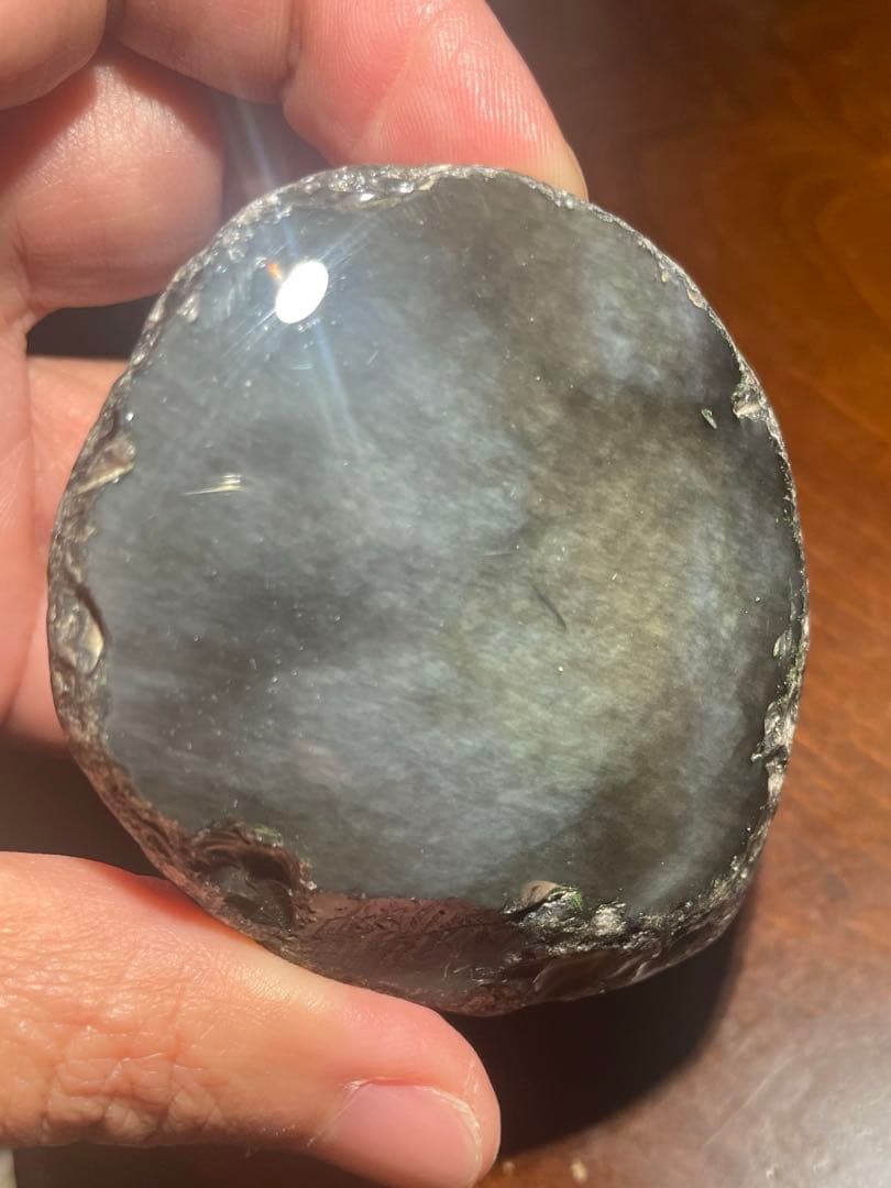 研磨品　十勝石玲瓏　水色ベースレインボーオブシディアン