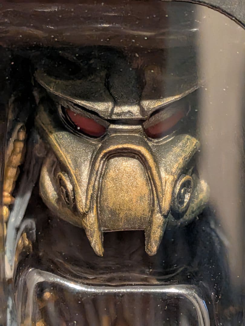 Ultimate Elder Predator フィギュア