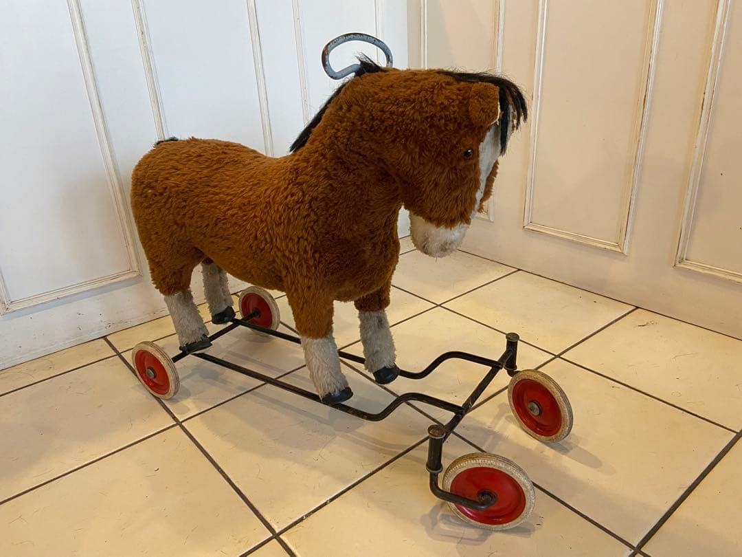 Steiff  Horse on wheels  シュタイフ　ホースオンホイール