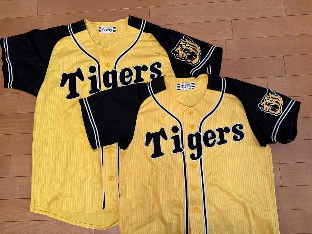 阪神タイガース 応援ユニフォーム(ペア) 虎刺繍ワッペン【L＆Sサイズ】