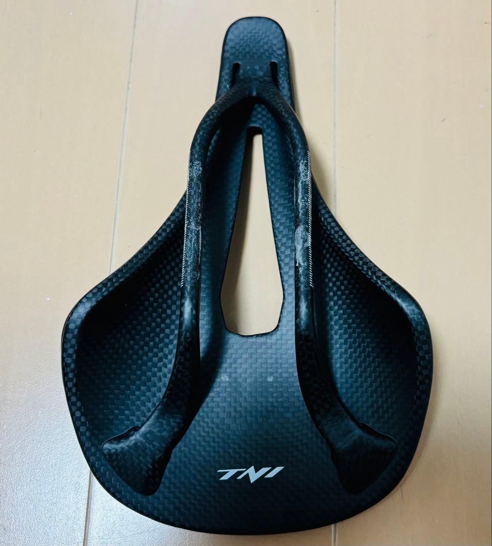 TNI Ergonox サドル未使用品（取り付けのみ）