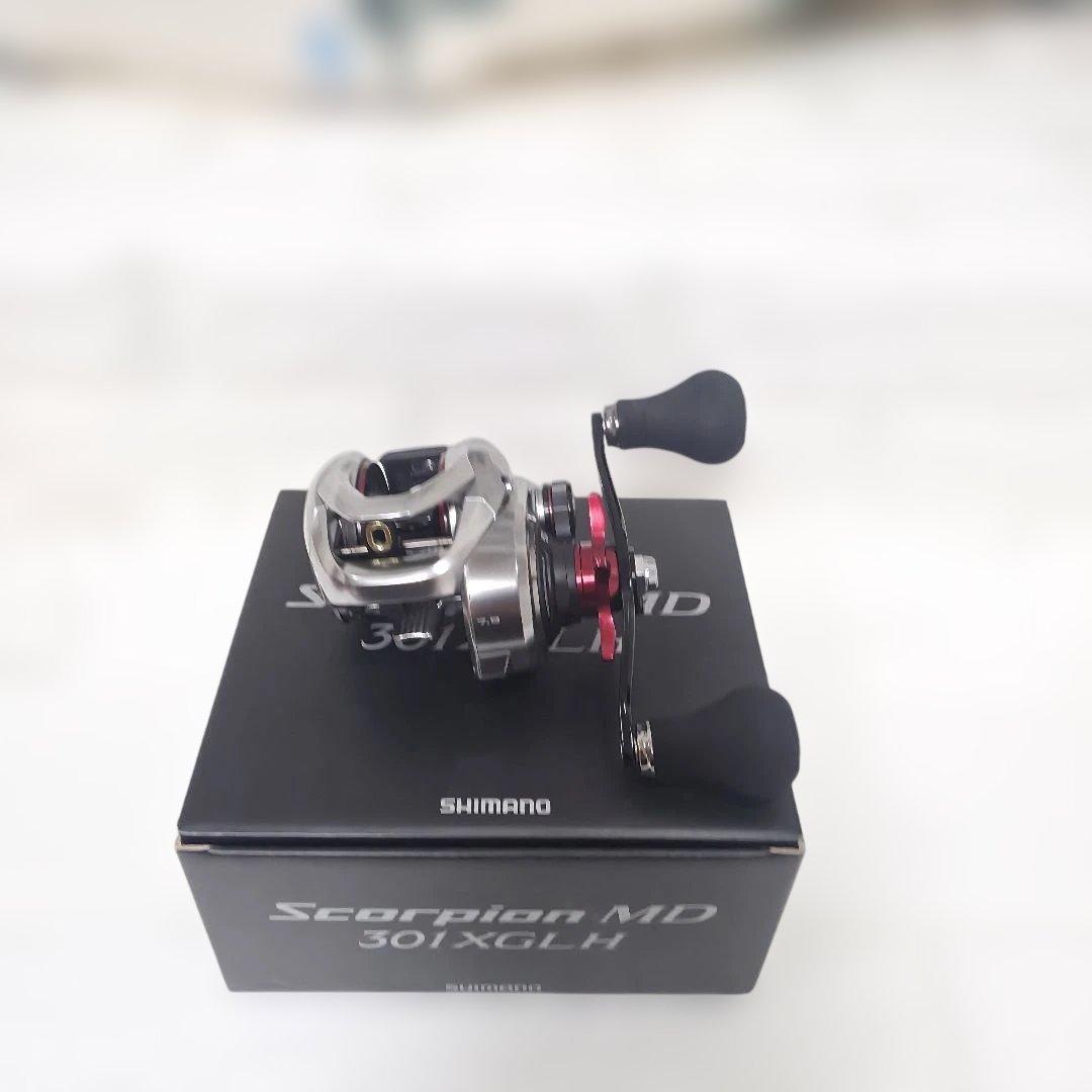 【142】美品 シマノ スコーピオンMD 301XGLHベイトリール【左巻き】