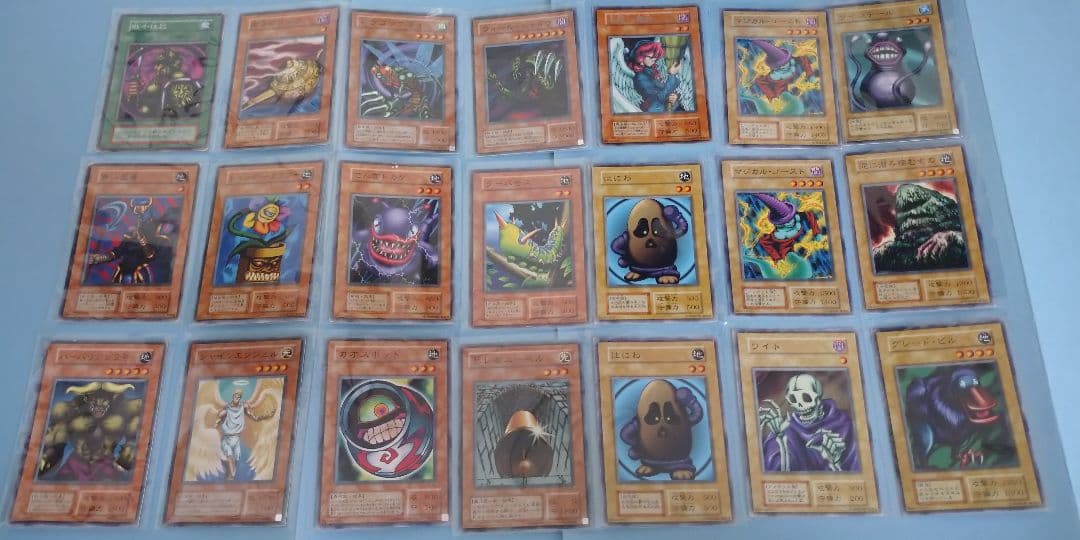 さらに値下げ中！！ 遊戯王 初期 まとめ売り 184枚 気軽に相談してくださいね