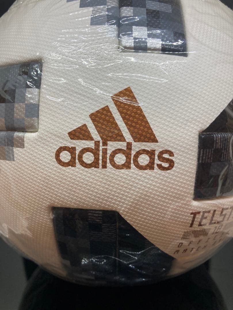 激レア　2018年サッカーW杯ロシア大会公式球　テルスター18　完全未使用