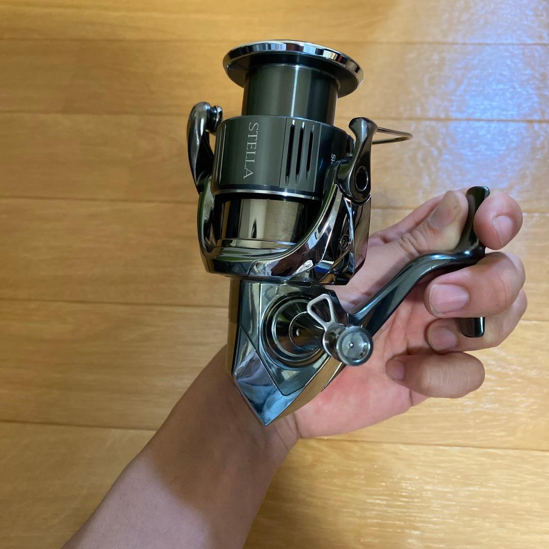 シマノ　22 ステラ　4000XG リールスタンド付き