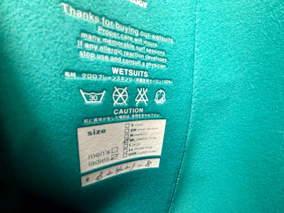 セール中新品未使用 ML ROXY フルスーツ 2/3 Hybrid U-Zip