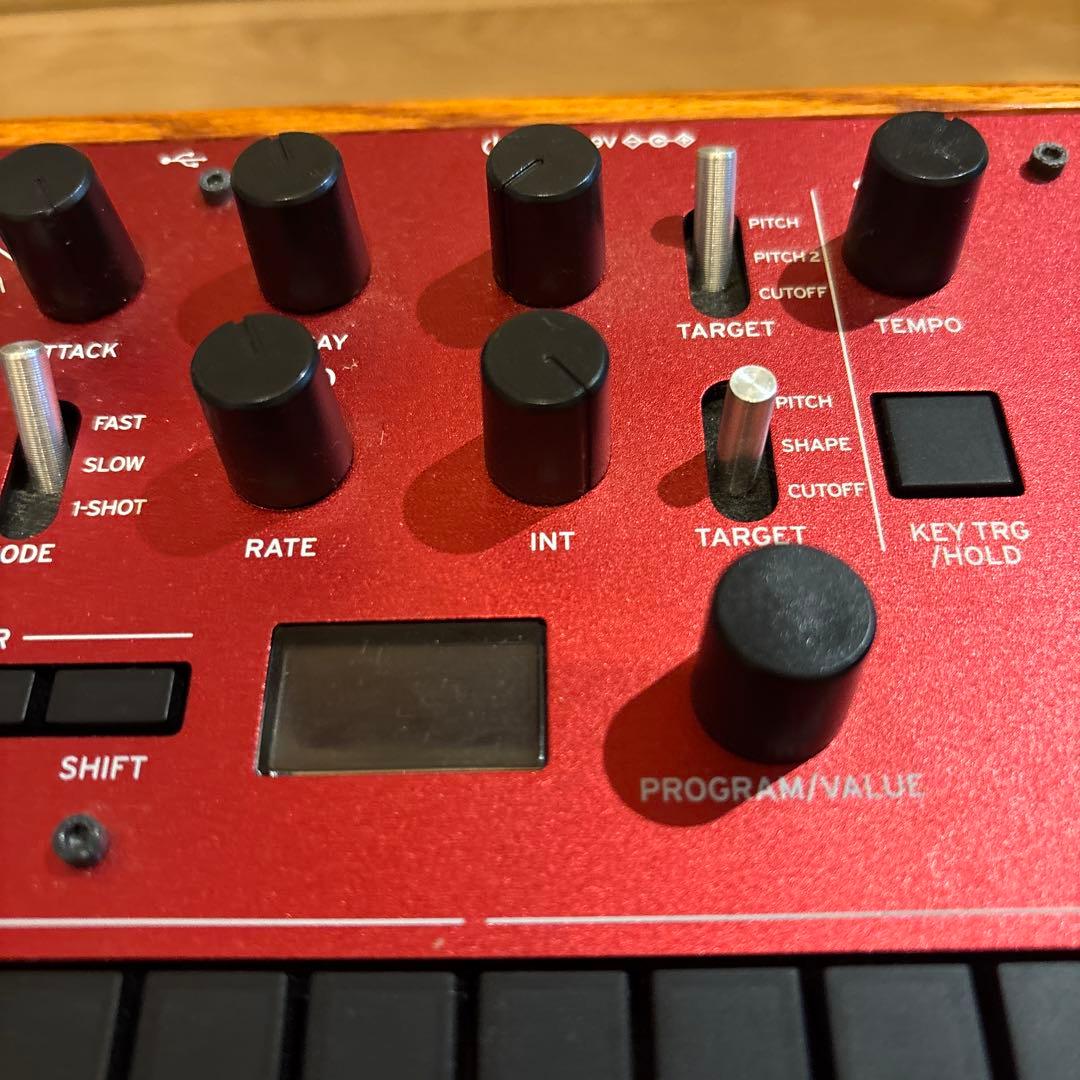 【美品】KORG monologue アナログシンセサイザー レッド【生産終了】