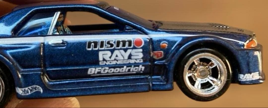 ホットウィール コレクターブック No.5 特注 ニッサン スカイライン