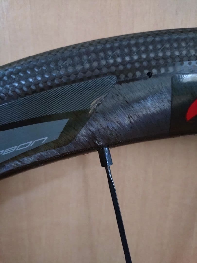 フルクラム レーシングクアトロカーボン