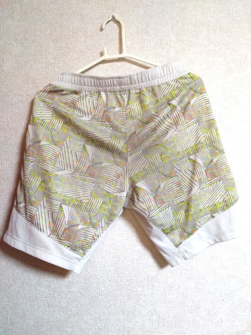 ヨネックスホワイト系ゲームウェア上下セット L