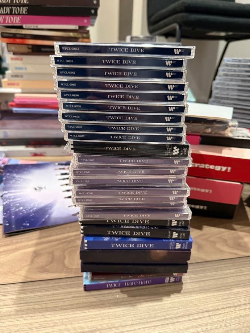 TWICE アルバム集日本韓国版ほぼコンプリート　付属特典多数あり　値下げ可能