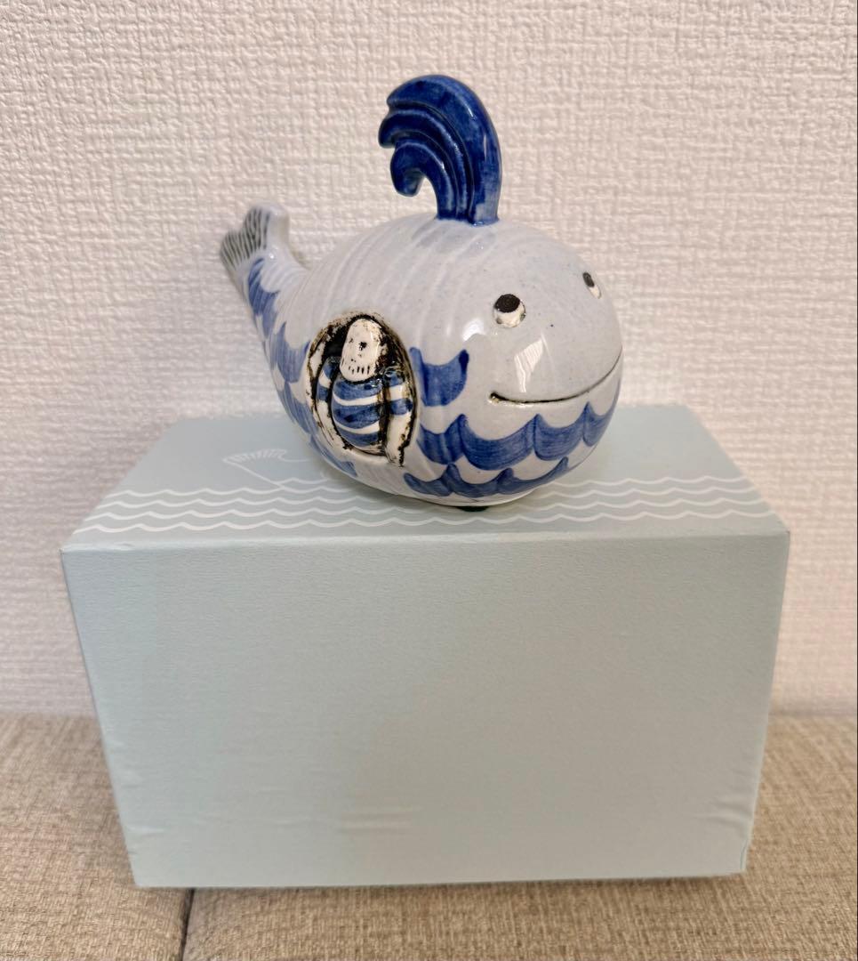 波の上のヨナ　リサラーソン　Lisa Larson 北欧　クジラ