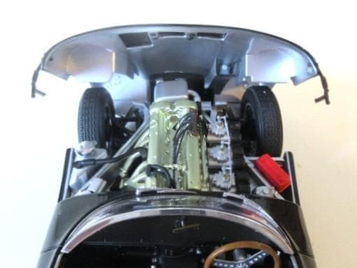 特価 AUTOart (1/18) ジャガー XKSS