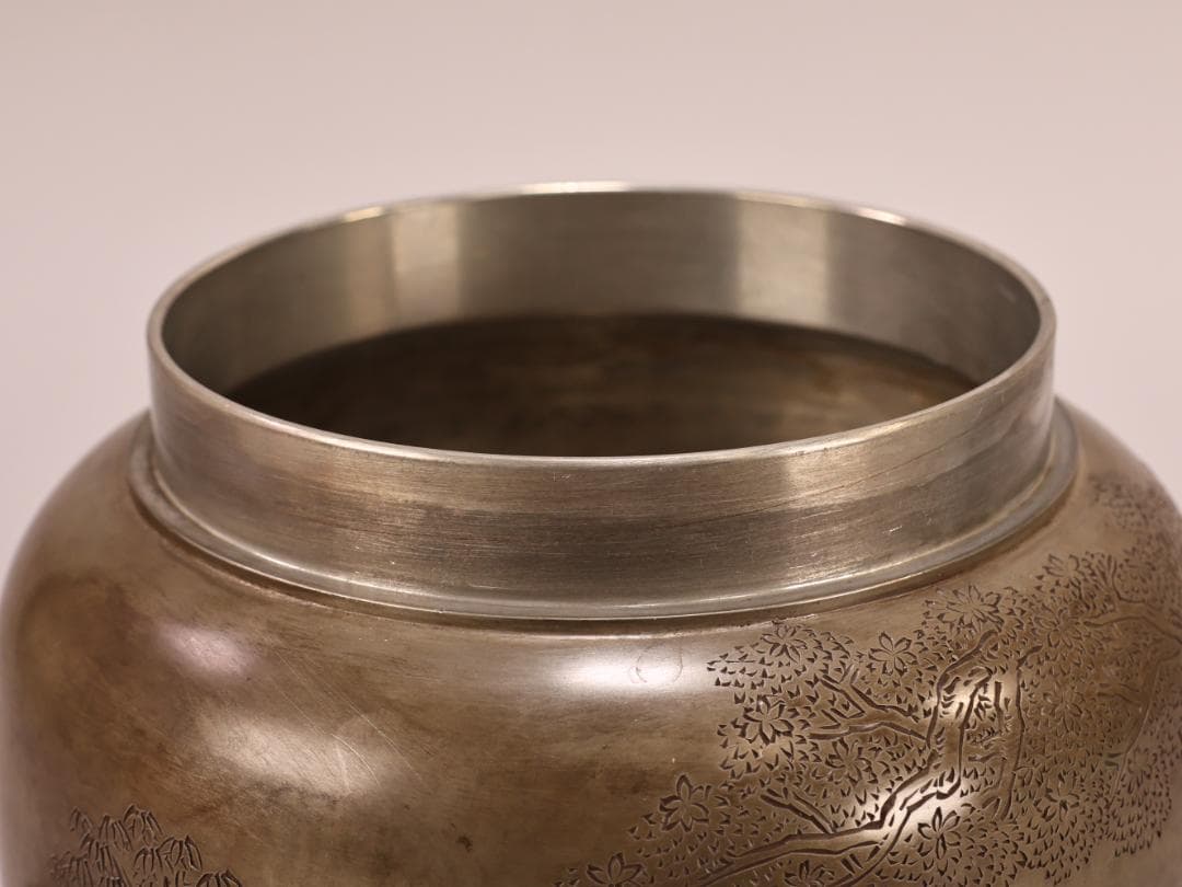 BK401　茶葉罐 蔵六居造 錫刻人物詩文図巨大茶心壺 茶筒 茶入 茶壷 茶道具