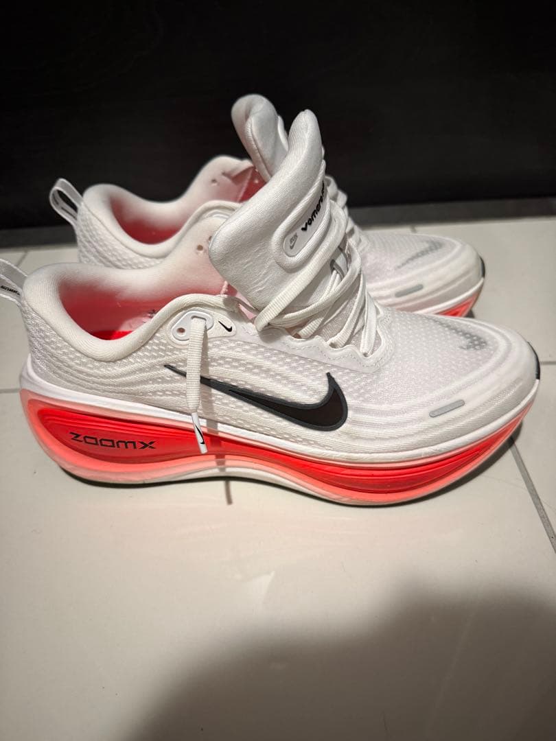 NIKE ボメロプラス 27.0cm