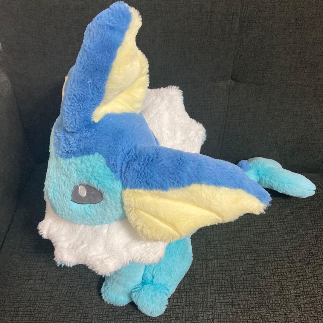 ポケモンセンター　ふわふわ抱きぬいぐるみ シャワーズ